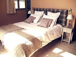 Le Chateau Des Cinq Cantons Hotel