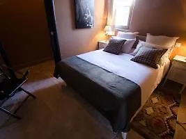 Le Chateau Des Cinq Cantons Carpentras
