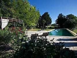 Hotel Le Chateau Des Cinq Cantons